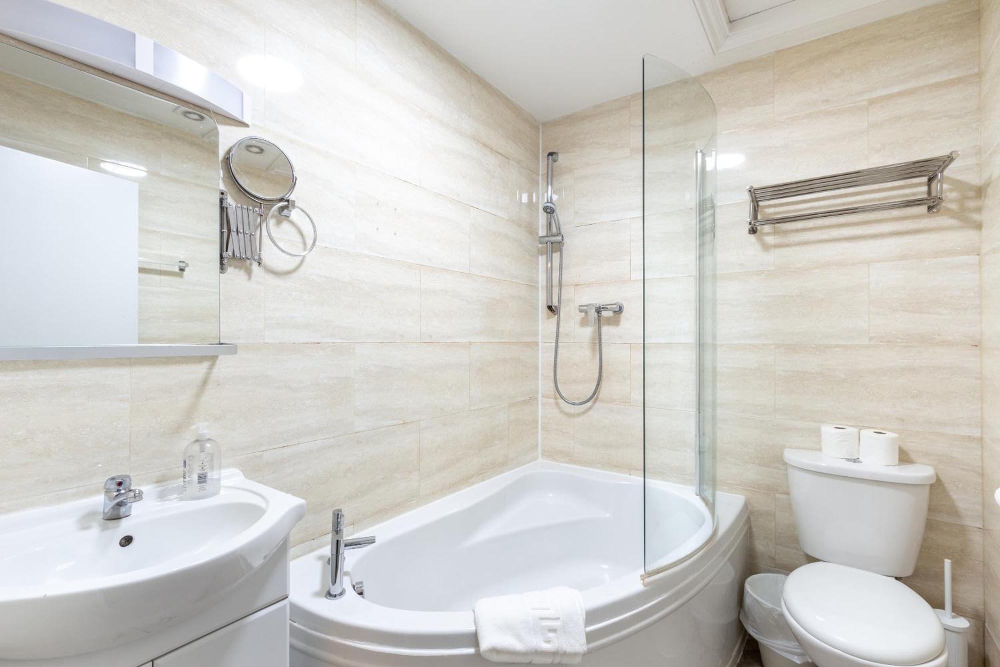 London Gatwick Inn エクステリア 写真