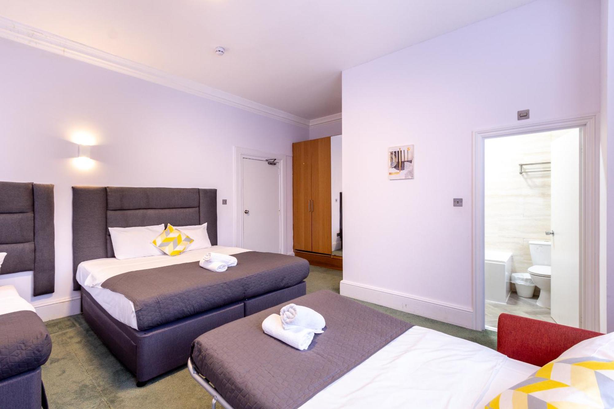 London Gatwick Inn エクステリア 写真
